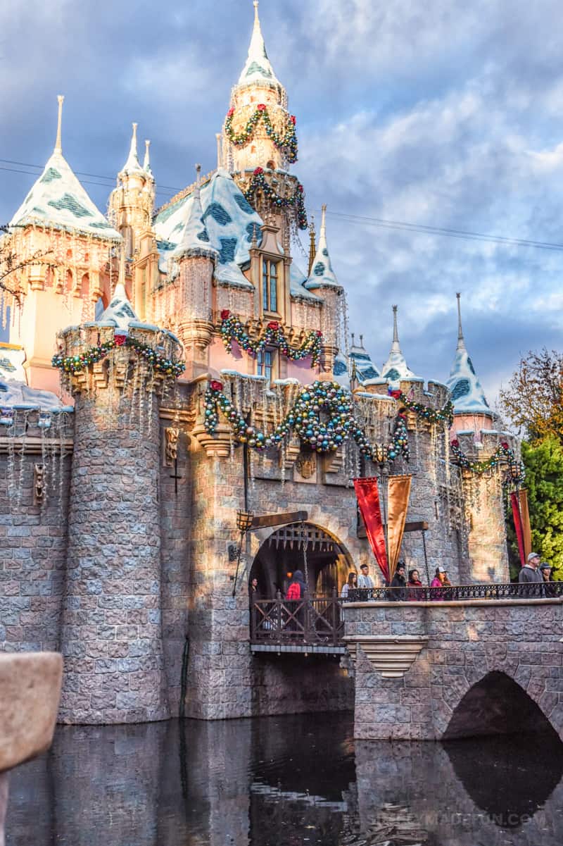 Disneyland | Disney Park Tips | Rides That Are Better at Disneyland | Disneyland Attractions | Disneyland Tips | California Travel Tips